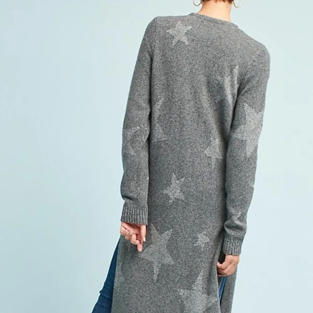 Medium Anthropologie knitted & knotted Gray Star Pattern Long Cardigan sweater